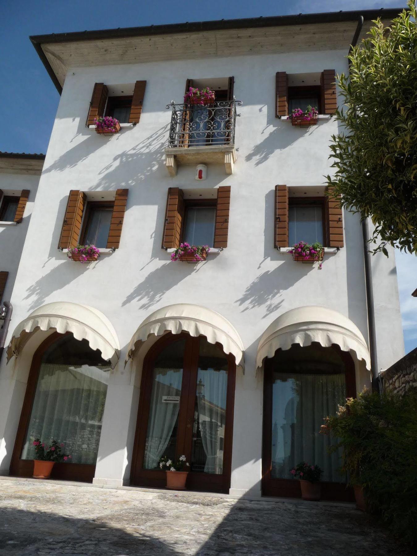 Locanda Ai Archi Di Andreola Monica Farra di Soligo Bagian luar foto