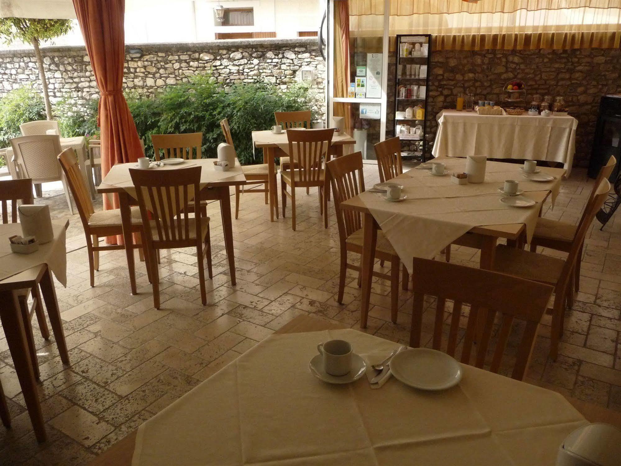 Locanda Ai Archi Di Andreola Monica Farra di Soligo Bagian luar foto
